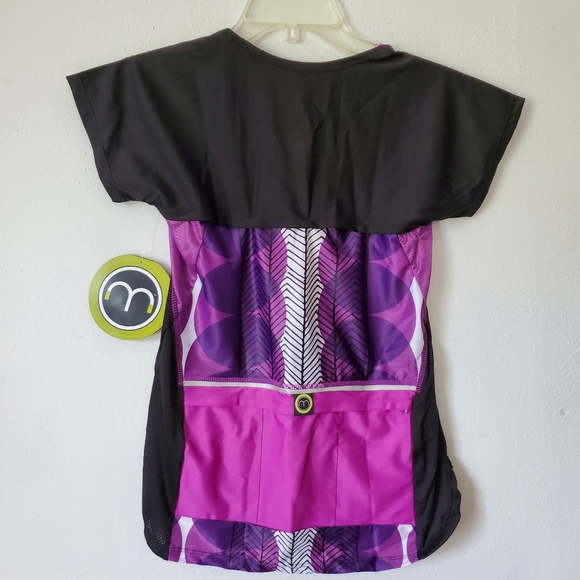 Moxie Cycling/ Wrap Tee - Picture 4 of 4